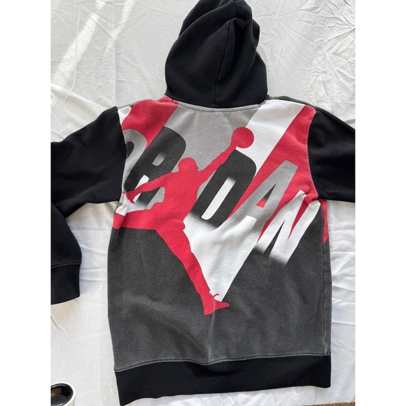 Nike Air Jordan Youth XL Hoodie Black Grey Red Jumpman Logo Boys Size 13-15 - Picture 3 of 3
